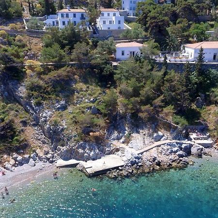Douskos Beach House Apartment Хидра Екстериор снимка